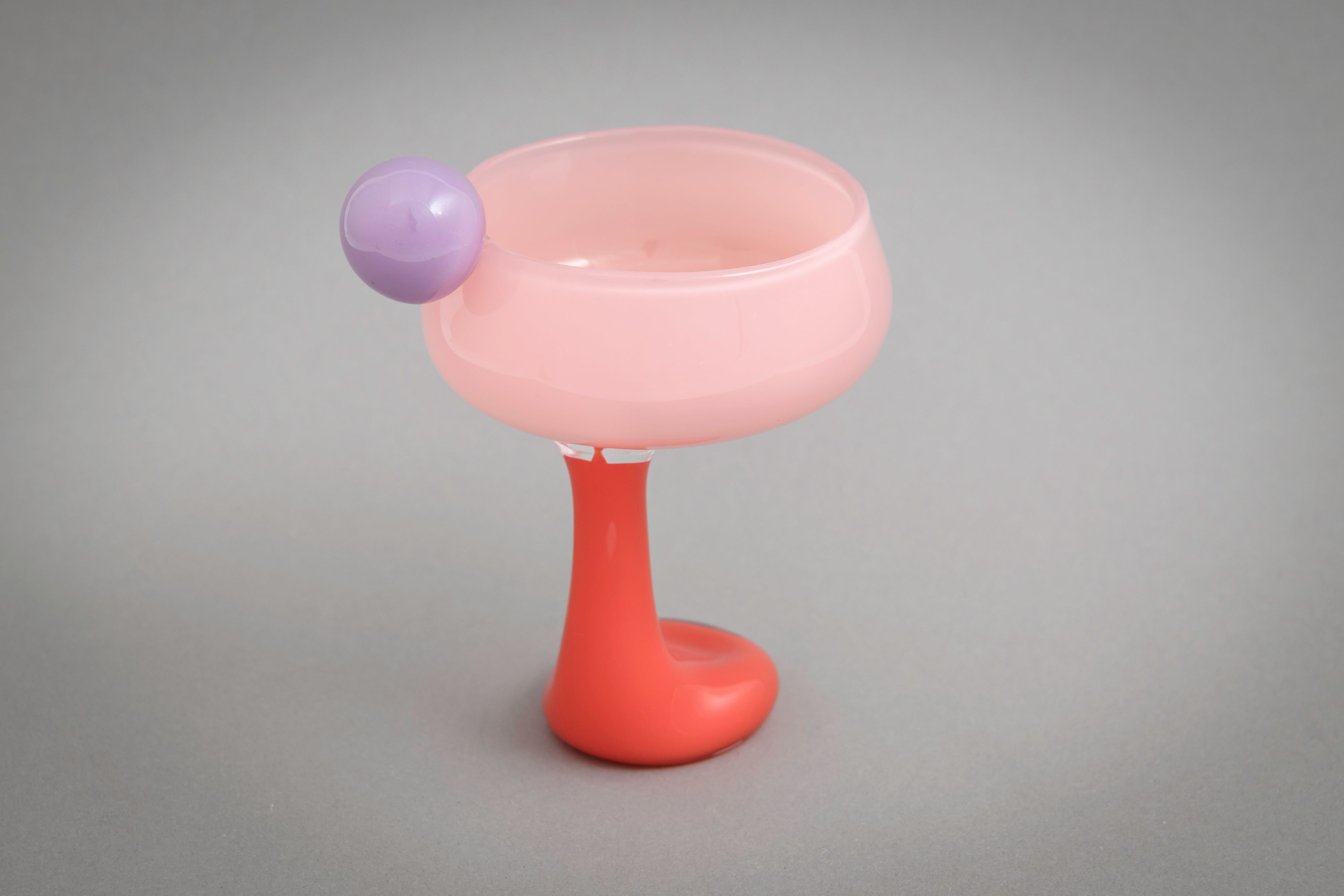The Signature Glass with a Twist